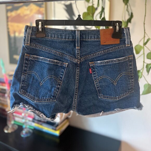 Levi's 501 Women's Shorts - Picture 1 of 7